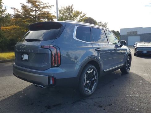New 2025 Kia Telluride EX w/ EX Captain's Chair Package image 4