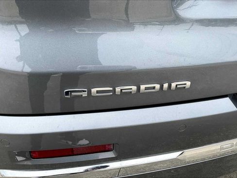Used 2022 GMC Acadia Denali w/ Denali Technology Package FWD image 29