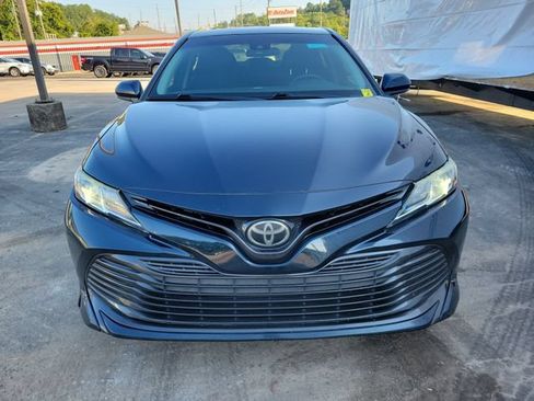 Used 2019 Toyota Camry LE FWD image 2