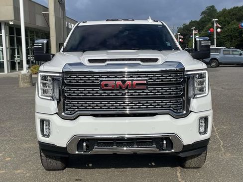 Used 2022 GMC Sierra 3500 Denali w/ Denali Ultimate Package AWD/4WD image 2