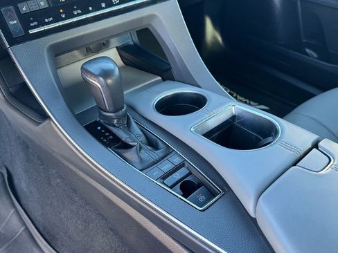 Used 2019 Toyota Avalon Touring w/ Advanced Safety Package FWD image 22