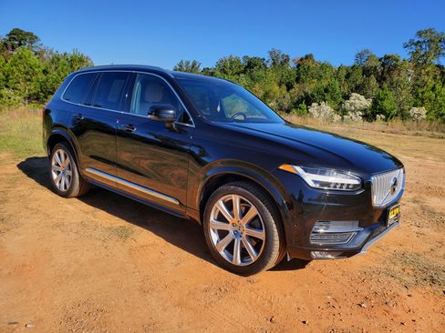 Used 2016 Volvo XC90 T6 image 10