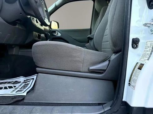 Used 2021 Nissan Frontier S RWD image 21