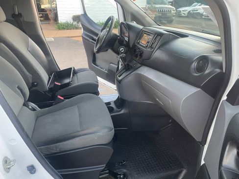 Used 2019 Nissan NV200 S w/ Cruise Control Package image 15