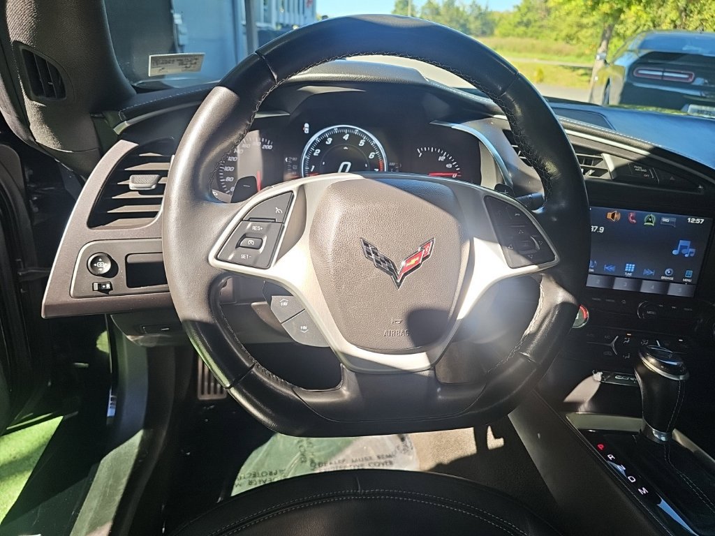 Used 2017 Chevrolet Corvette Stingray Coupe w/ 1LT RWD image 22