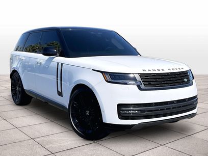 Used 2025 Land Rover Range Rover SE