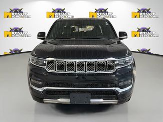 Used 2022 Jeep Grand Wagoneer Series III video 2