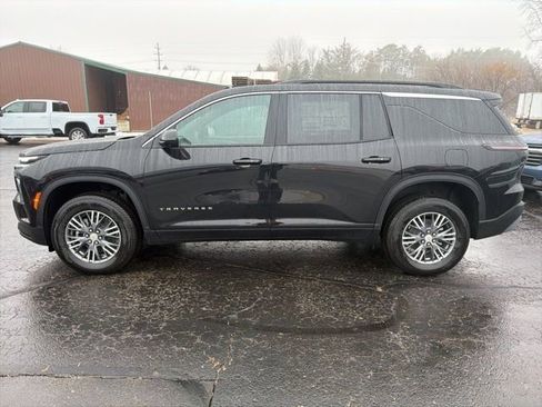 New 2026 Chevrolet Traverse LT w/ Driver Confidence Package FWD image 6
