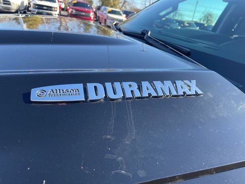 Used 2019 Chevrolet Silverado 2500 LTZ w/ Duramax Plus Package image 6