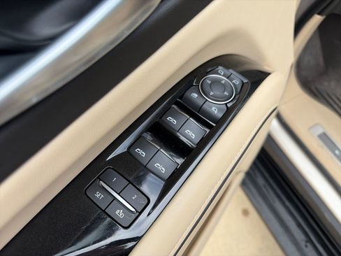 Used 2024 Cadillac Escalade Premium Luxury w/ Performance Package image 12