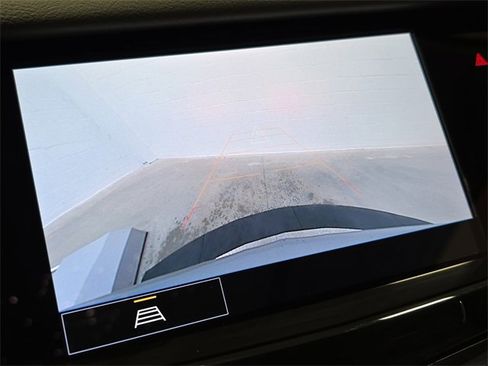 Certified 2023 Cadillac XT6 Premium Luxury image 19