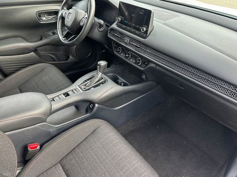 Used 2023 Honda HR-V Sport image 18