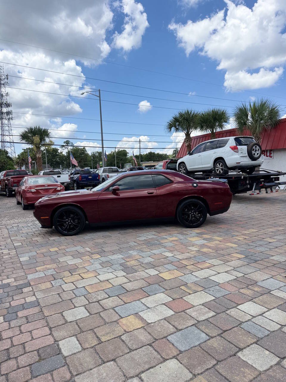 Used 2017 Dodge Challenger SXT w/ Blacktop Package RWD image 13