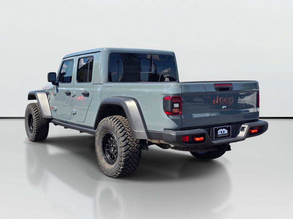 Used 2025 Jeep Gladiator Mojave w/ Convenience Group AWD/4WD image 3
