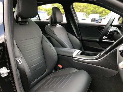 New 2024 Mercedes-Benz C 300 4MATIC Sedan image 29