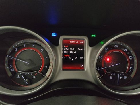 Used 2020 Dodge Journey SE FWD image 23