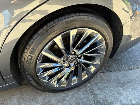 Certified 2024 Lexus ES 350 w/ Technology Package FWD image 49