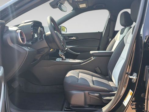New 2026 Chevrolet Trax RS w/ Driver Confidence Package FWD image 10