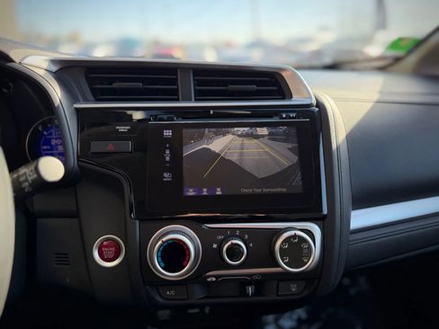 Used 2016 Honda Fit EX image 15