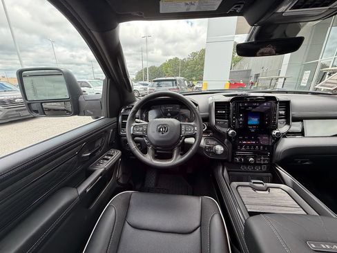New 2026 RAM 1500 Limited w/ Night Edition AWD/4WD image 9