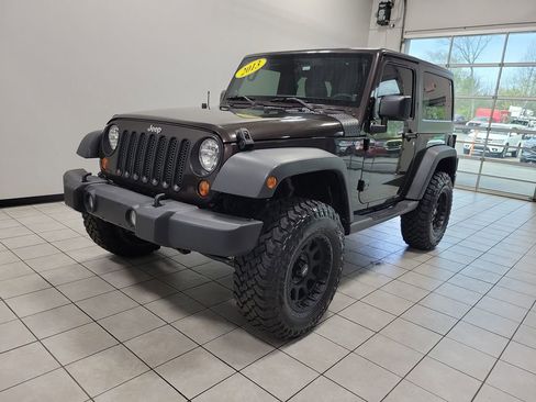 Used 2013 Jeep Wrangler Sport AWD/4WD image 5