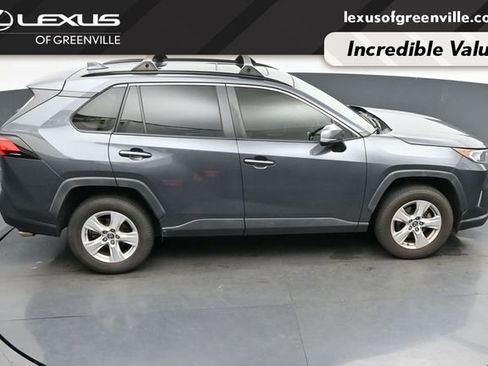 Used 2019 Toyota RAV4 XLE w/ Convenience Package FWD image 43