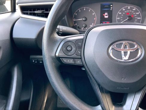 Used 2024 Toyota Corolla LE FWD image 23