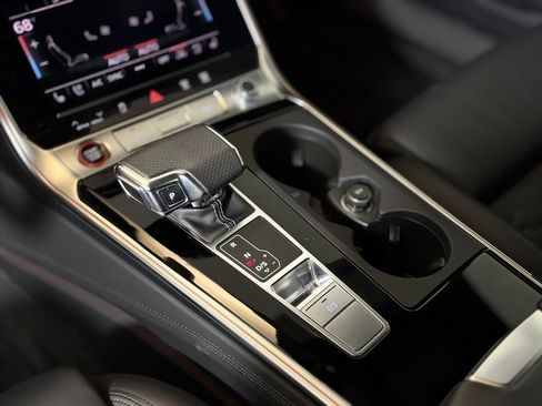 Used 2023 Audi RS 6 image 20