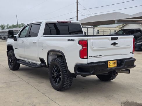 Used 2025 Chevrolet Silverado 2500 LT w/ Trail Boss Package AWD/4WD image 5