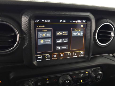 Used 2022 Jeep Wrangler Unlimited Sahara w/ LED Lighting Group AWD/4WD image 27