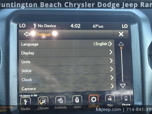 Used 2021 Jeep Wrangler Unlimited Sahara image 24