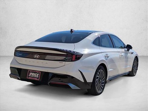 Used 2025 Hyundai Sonata Limited image 5