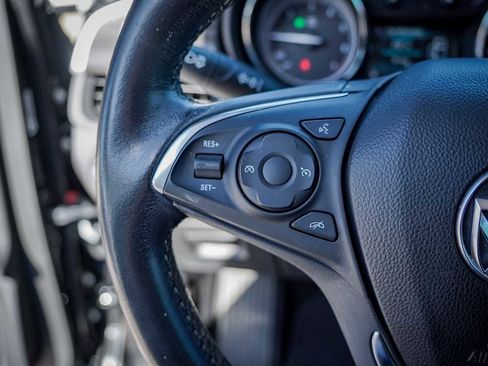 Used 2020 Buick Envision Preferred image 17