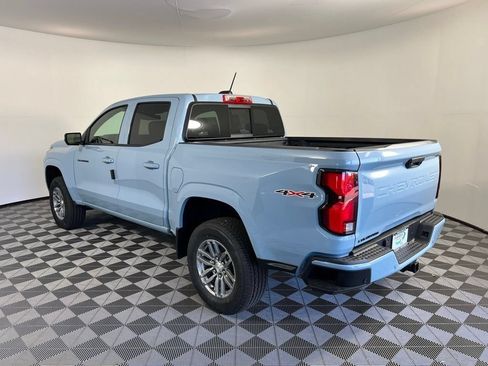 Used 2025 Chevrolet Colorado LT w/ LT Convenience Package AWD/4WD image 7