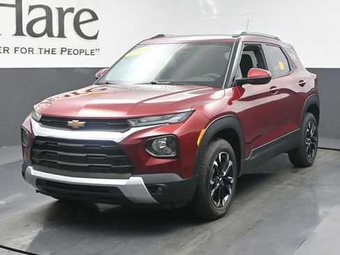 Used 2023 Chevrolet TrailBlazer LT AWD/4WD image 28