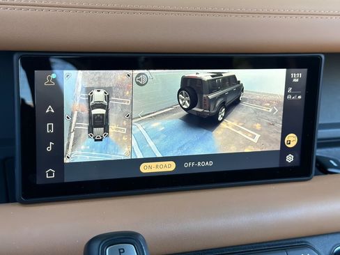 Used 2020 Land Rover Defender 110 X AWD/4WD image 20