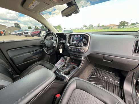 Used 2017 Chevrolet Colorado Z71 AWD/4WD image 20