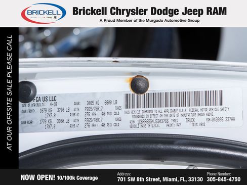 Used 2018 RAM 1500 Classic SLT image 32