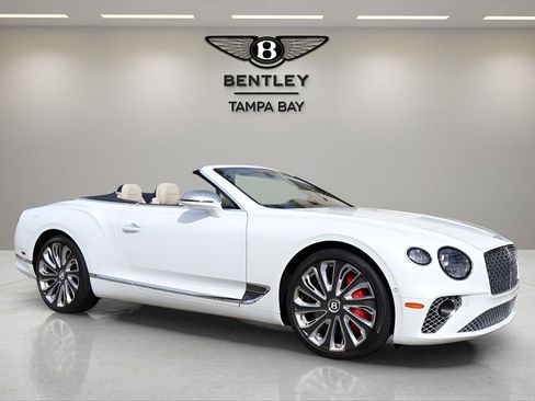 Certified 2023 Bentley Continental GT V8 AWD/4WD image 11