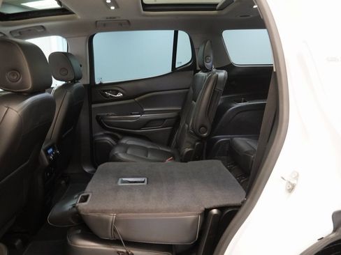 Used 2017 GMC Acadia SLT image 27