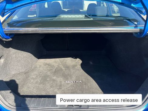 Used 2023 Nissan Sentra SV image 32