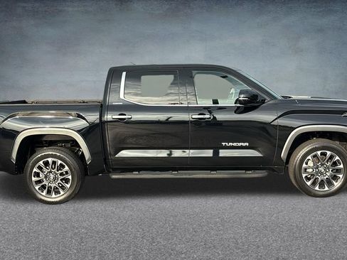 Used 2025 Toyota Tundra Limited AWD/4WD image 26