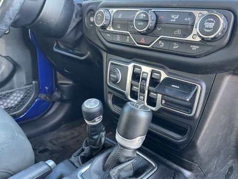 Used 2020 Jeep Wrangler Unlimited Sport S image 31