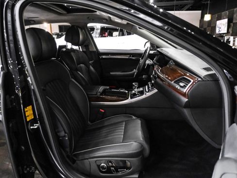 Used 2019 Genesis G90 5.0 Ultimate RWD image 33