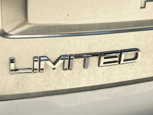 Used 2019 Ford Flex Limited FWD image 8