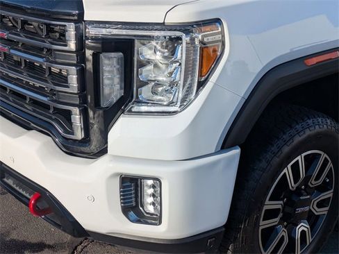 Used 2023 GMC Sierra 3500 AT4 w/ AT4 Preferred Package image 9