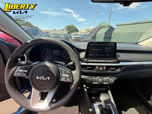 Used 2023 Kia Forte LXS FWD image 12