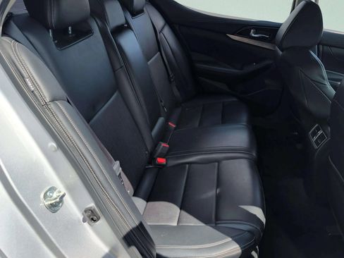 Used 2020 Nissan Maxima 3.5 SV w/ Floor Mat Group FWD image 29