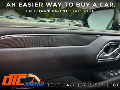 Used 2021 GMC Yukon XL AT4 w/ AT4 Premium Plus Package AWD/4WD image 15