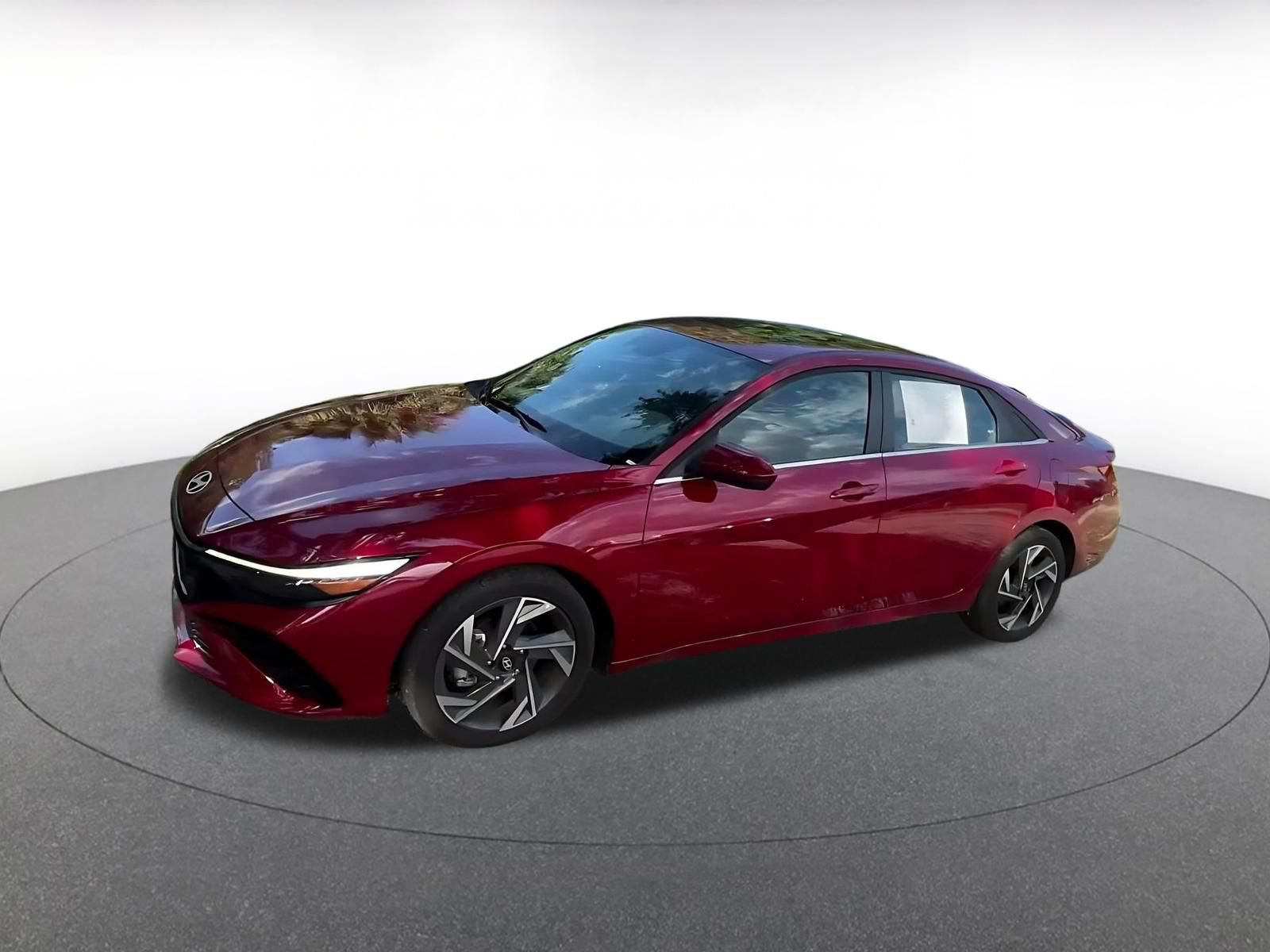 Used 2025 Hyundai Elantra SEL FWD image 7